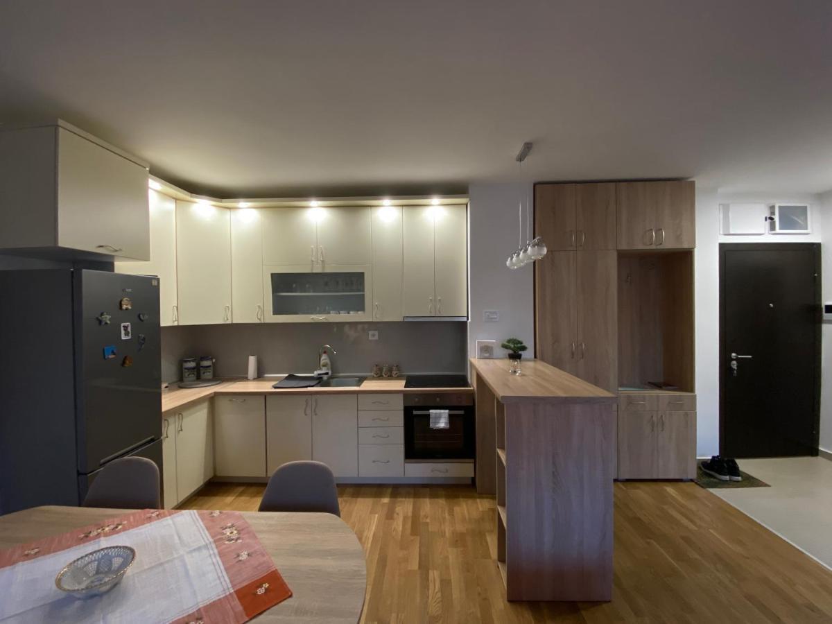 Lux Advent Apartment 苏博蒂察 外观 照片