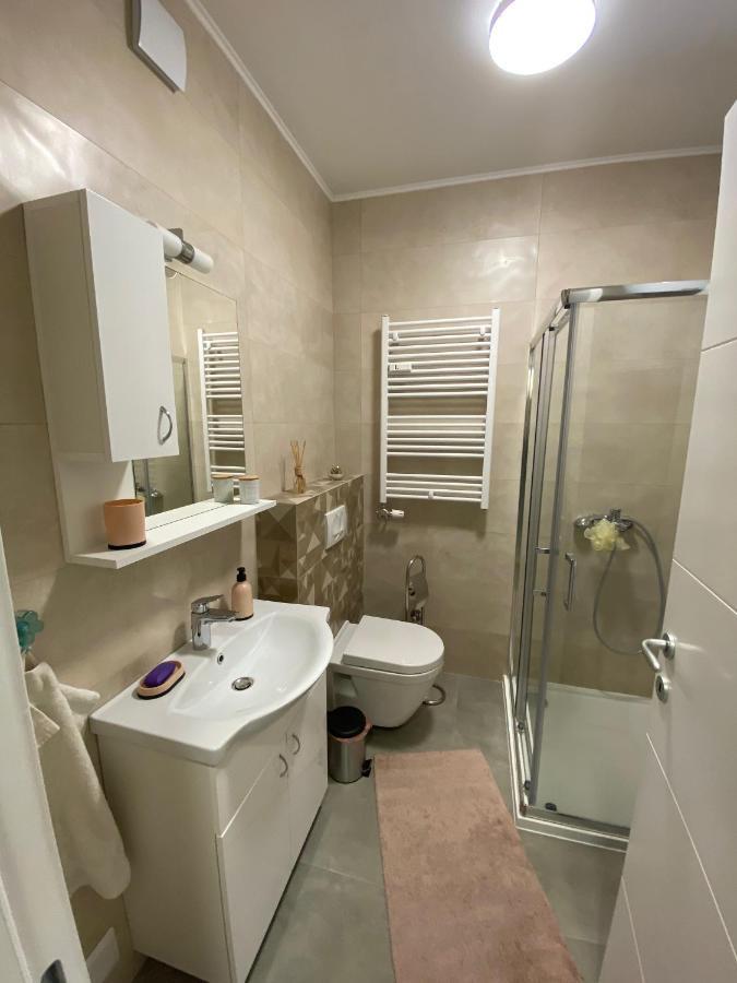 Lux Advent Apartment 苏博蒂察 外观 照片