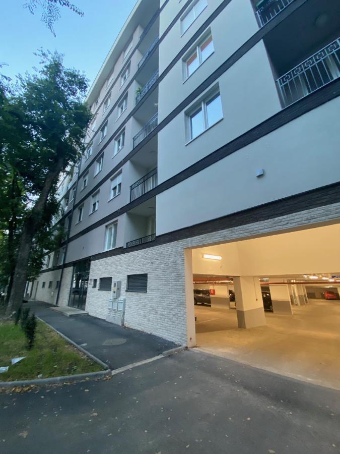 Lux Advent Apartment 苏博蒂察 外观 照片