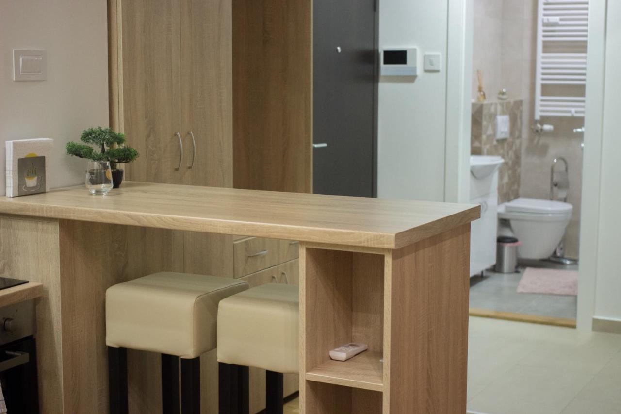 Lux Advent Apartment 苏博蒂察 外观 照片
